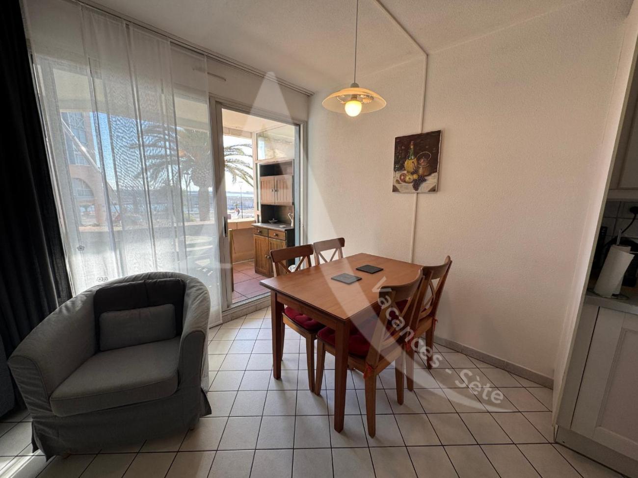 1 Chambres, Pkg, A Mi Chemin Entre Plages Et Centre Historique Sete Exterior photo